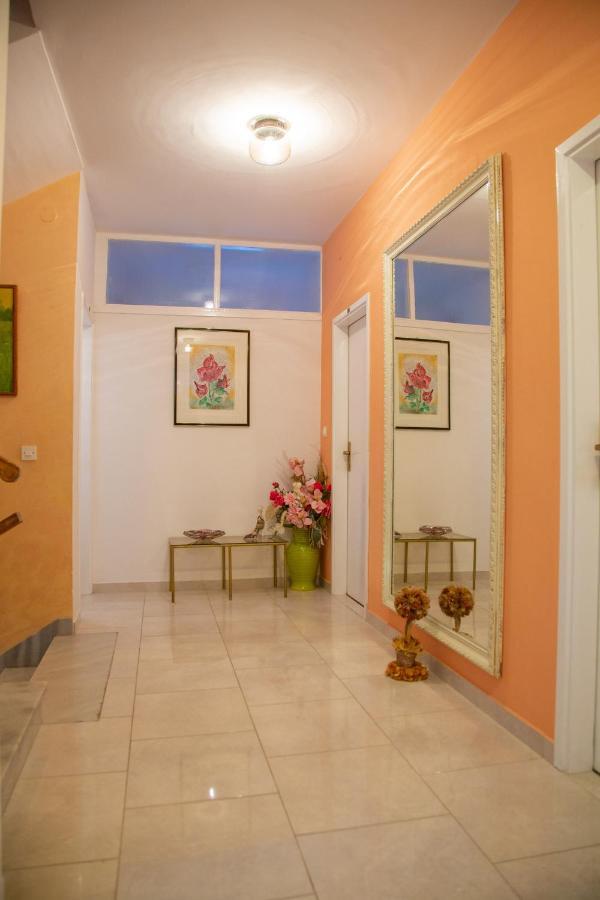 Royal Rooms Novalja Exterior photo